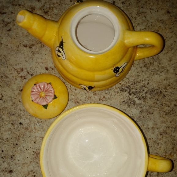 🐝 Bee Teapot 🐝 - Picture 8 of 8